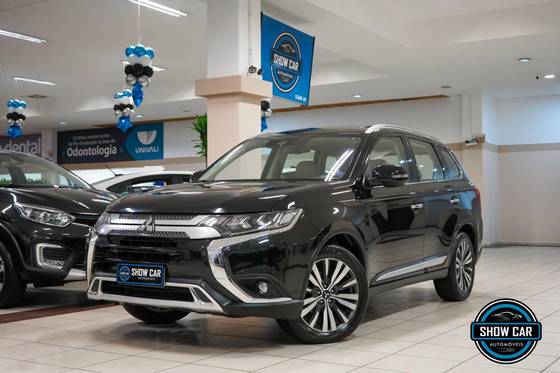 MITSUBISHI OUTLANDER 2.2 MIVEC DI-D DIESEL HPE-S AWD AUTOMÁTICO